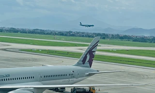 Lý do gần 8.000 chuyến bay bị chậm trong 1 tháng