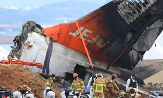 Bất ngờ những phút cuối cùng trước khi máy bay Jeju Air tai nạn thảm khốc