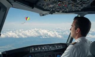 Phi công tá hỏa phát hiện diều khi máy bay đang hạ cánh Nội Bài 