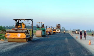 Lý do Cục Đường bộ yêu cầu tạm dừng thi công một số công trình 