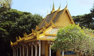 Tạm dừng dự án kinh doanh cạnh chùa Dơi