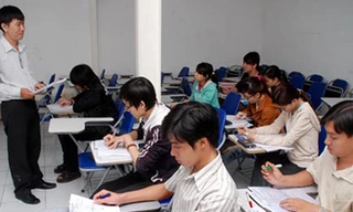 Đi mượn… giảng viên