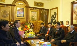 Ảnh chúc Tết nguyên Tổng Bí thư Lê Khả Phiêu