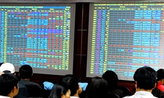 Chứng khoán ngày 11-8