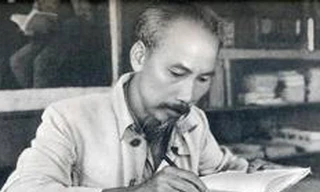 Bác Hồ bén duyên nghề báo thế nào?