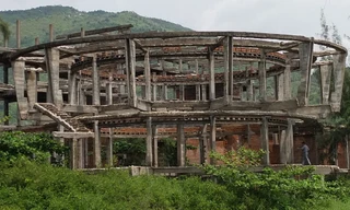 Dự án khách sạn 5 sao bỏ hoang hơn 30 năm thành điểm hút chích ma tuý