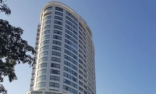 Chủ khách sạn Bavico kinh doanh karaoke và massage cho khách Trung Quốc