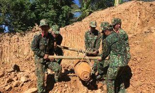 Hủy nổ thành công quả bom nặng gần 400kg