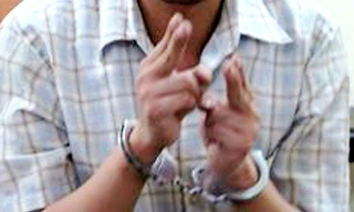 Cắt cổ bạn tình sau khi 'quan hệ' để cướp dây chuyền