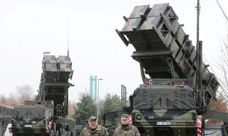 Binh sĩ Mỹ trực tiếp triển khai Patriot tại biên giới Thổ - Syria