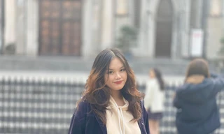 Lê Vũ Anh Thư, đang học năm thứ nhất bằng Cử nhân về quản trị du lịch khách sạn trường Đại học La Trobe ở Melbourne, Úc 