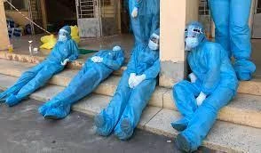 Bác sĩ Trương Hữu Khanh: Đừng để hết là F0, vẫn 'gục' vì lo âu