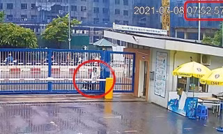 Camera điểm thi ghi lại, thí sinh này đến trường lúc 7 giờ 52 phút ngày 8/7.