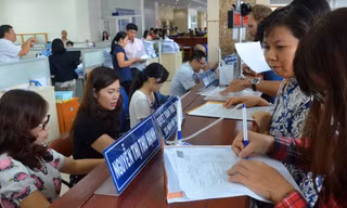 Lương cơ sở tăng lên 1,6 triệu đồng nhằm cải thiện đời sống cho cán bộ hành chính công