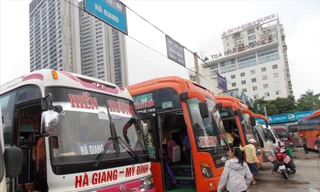 Vận tải giảm 50 đến 70% sản lượng vận chuyển và doanh thu. Ảnh: T.Ðảng