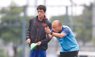 HLV Park Hang Seo sẽ phải tìm ra con đường dự Olympic Tokyo 2020 cho U23 Việt Nam. Ảnh: HỮU PHẠM