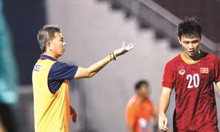 Sau lứa Công Phượng, Quang Hải thành công vang dội 2 năm qua, thày trò HLV Hoàng Anh Tuấn hiếm khi gặt hái thành công ở sân chơi bóng đá trẻ. Ảnh: HỮU TUẤN 