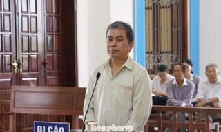 Bị cáo Vi Văn Phượng tại tòa