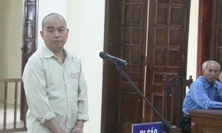 Bị cáo Vi Văn Phượng tại tòa 