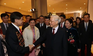 Tổng Bí thư, Chủ tịch nước Nguyễn Phú Trọng và Phu nhân đến dự Chương trình Xuân quê hương 2019. Ảnh : TTXVN