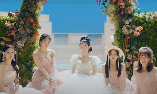 Feel My Rhythm: Bản Opera nghệ thuật đầy tương phản của các nàng tiên mùa Xuân Red Velvet