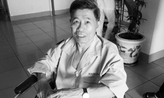 Bệnh nhân Phan Văn Lục, 71 tuổi đã trở lại sinh hoạt bình thường sau khi được bác sĩ đặt điện cực kích thích vào trong não Ảnh L.N