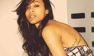 Nhan sắc nồng nàn và cá tính của mỹ nhân “Avatar” Zoe Saldana