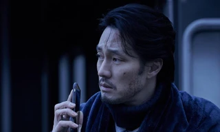 Tài tử So Ji Sub gây bất ngờ với sự trở lại đầy mới mẻ trong "Hung Thủ Vô Hình"