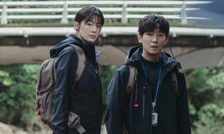 Kịch bản "Jirisan" hồi hộp thót tim, nhưng vẫn có những tình tiết vô lý gây khó hiểu