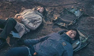 Mặc nhà đầu tư lo sốt vó, rating "Jirisan" của Jeon Ji Hyun và Joo Ji Hoon vẫn lập kỷ lục