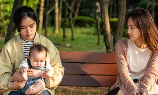 Kim Hyang Gi của "Thử thách thần chết" sắm vai cô bảo mẫu lắm chuyện trong phim “Đứa Bé"