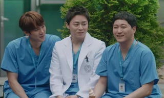 Preview tập 10 Hospital Playlist 2: Jeong Won có tình địch, "Gấu ù lì" đã chịu đổ Min Ha?
