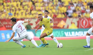 Ngoại binh đá hỏng penalty, Nam Định thua cay đắng Bình Dương trên Thiên Trường 