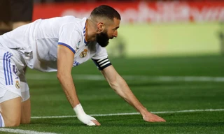 Real Madrid mất ngôi sao Benzema trong trận El Clasico