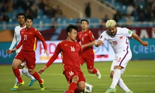 Dân mạng Trung Quốc choáng váng vì trận thua trước Việt Nam: 'Đá như tấu hài vậy'