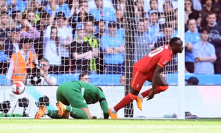 Thua Liverpool 2-3, Man City hết cơ hội ở FA Cup