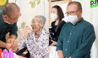 HLV Park Hang-seo tổ chức mừng thọ mẹ 100 tuổi ở quê nhà Hàn Quốc 