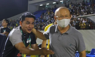 Tốp 5 ứng cử viên thay HLV Park Hang-seo: Shin Tae-yong hay Kiatisak? 