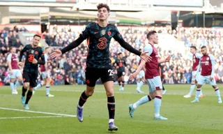 Sao Đức tỏa sáng, Chelsea đè bẹp Burnley trên sân khách