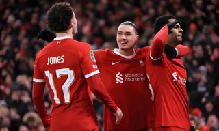 Liverpool thắng 'hú hồn' Fulham tại Cúp Liên đoàn 