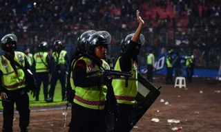 Tổng thống Indonesia dự khán trận gặp Campuchia, huy động 1.500 nhân viên ngăn ngừa thảm kịch 