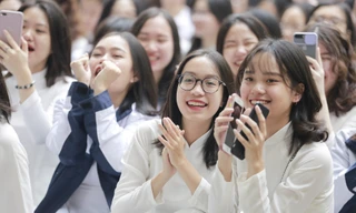 Hà Nội dừng hỗ trợ học phí, tiền đóng của học sinh sẽ tăng gấp đôi