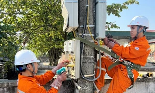 Rõ ràng giá điện tăng, vì sao Tổng cục Thống kê nói giảm? 