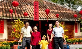 Phong tục chọn hướng xuất hành ngày Tết bắt đầu từ người vùng nào?