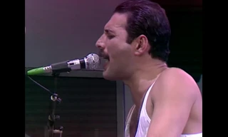 Hé lộ màn hát live kinh điển nhất lịch sử lễ hội âm nhạc thế giới