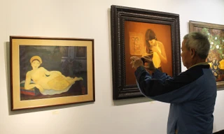 Vẻ đẹp của phụ nữ qua những bức tranh nude nghệ thuật