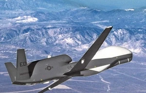 Pháp cân nhắc mua máy bay không người lái của Mỹ