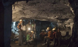 Siêu điện thoại liên lạc trong lòng đất