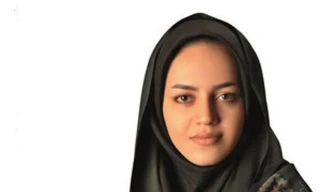 Cô Nina Siakhali Moradi không được vào hội đồng thành phố vì "quá hấp dẫn"