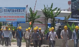 Lao động Trung Quốc làm việc tại Nhà máy Nhiệt điện Hải Phòng